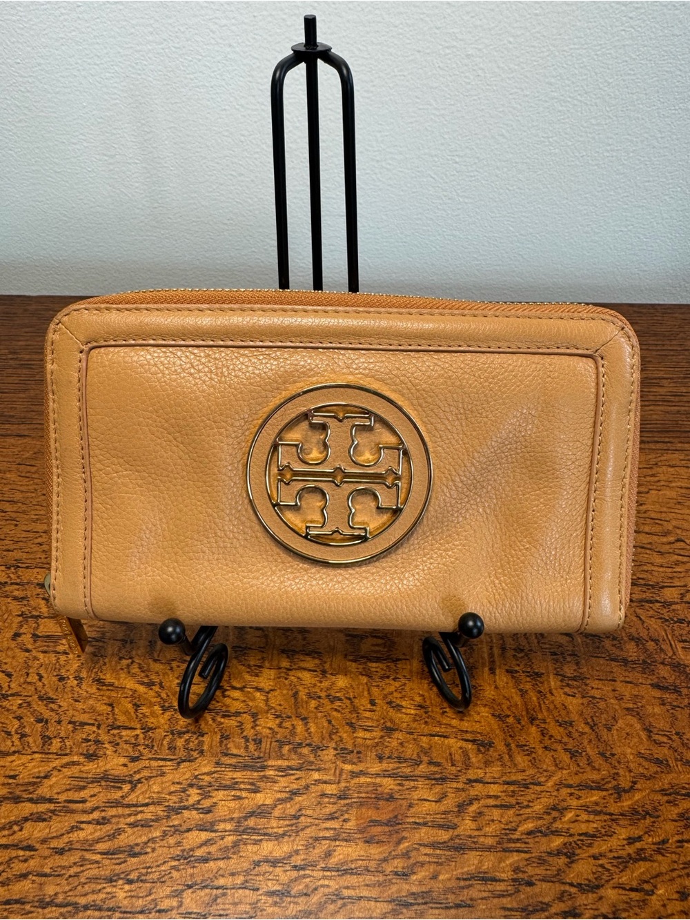Tory Burch Amanda Continental Pebbled Leather Zip Wallet